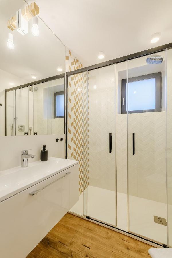 Rezydencja Ornak 5 - Stylowe Apartamenty Z Balkonami I Jacuzzi, 5 Min Pieszo Do Krupowek, Izby Podhalanskie Zakopane Exterior foto